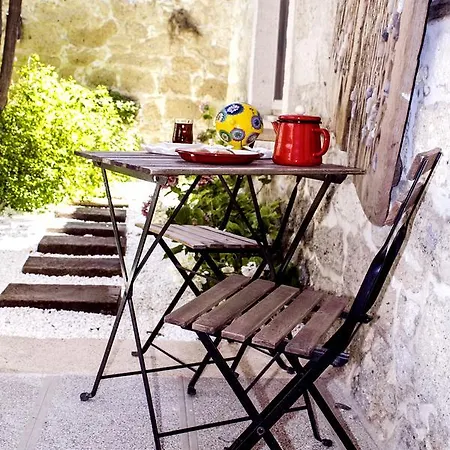 Fi̇li̇zce Konuk Evi *